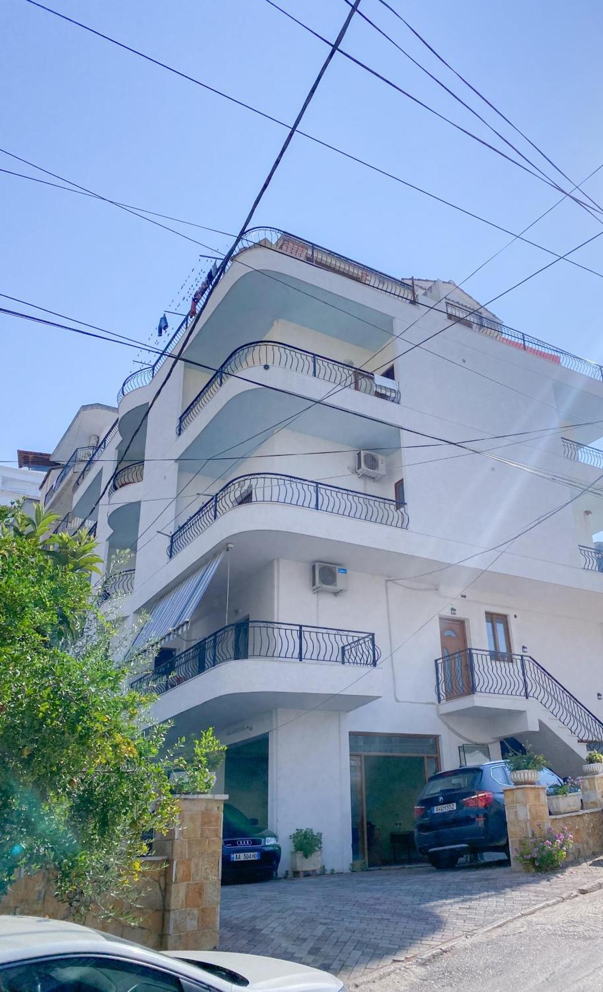 Mikel's House Apartment